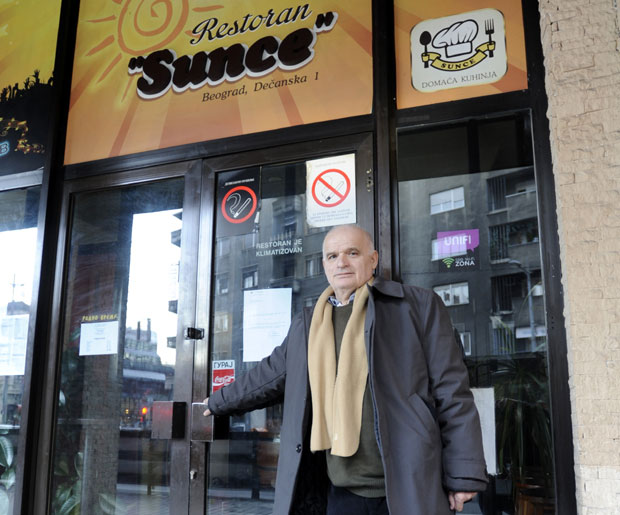 Кафана Сунце: Од Коче Поповића до Моше и Тиркета, међу гостима и шпијуни!